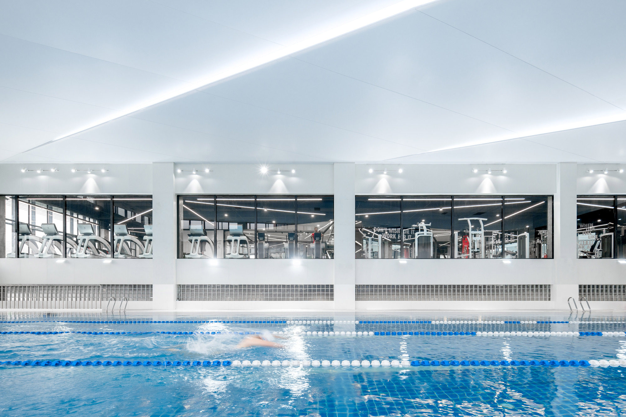 杭州互众体育设施工程有限公司